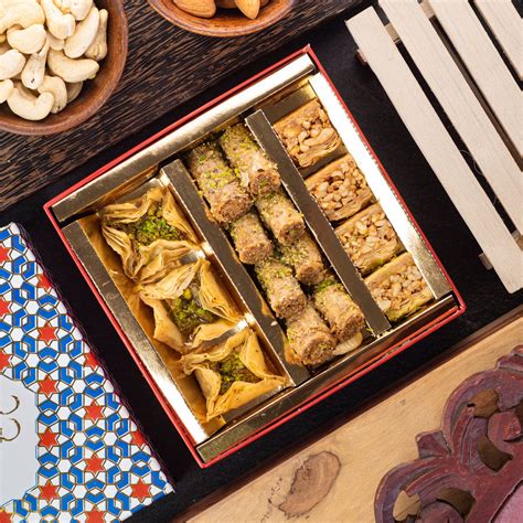 The Baklava Box Assorted Baklava Box And Assorted Turkish Delight – PUSHMYCART