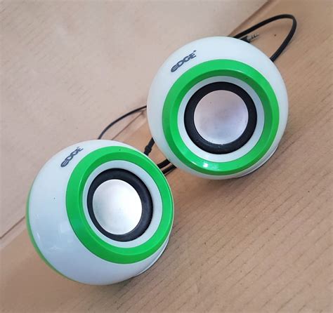 Retro Gadget Edge Computer Speakers Mini Digital Speakers Usb Wired Pc Speakers Ball Shaped