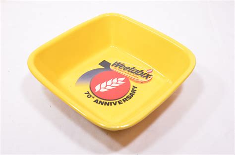 Sold Set X 4 Weetabix 70th Anniversary Cereal Bowls Arhc Ebay Store