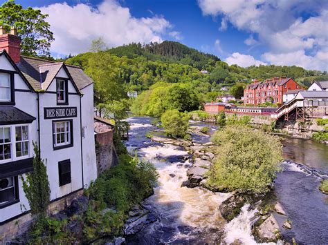 River Dee At Llangollen David Dixon Geograph Britain And Ireland