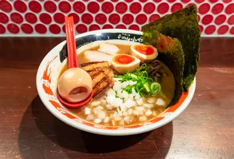 極濃拉麺 らーめん小僧 新福島（大阪） 豚骨ラーメン Vacanラーメン特集