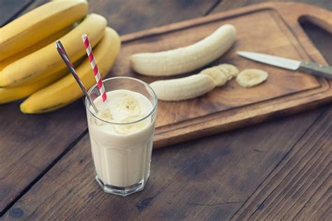 Banana Vanilla Bean Bliss Smoothie Young And Raw