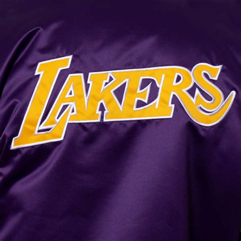 Chaqueta MITCHELL NESS Heavyweight Satin Los Angeles Lakers Purple