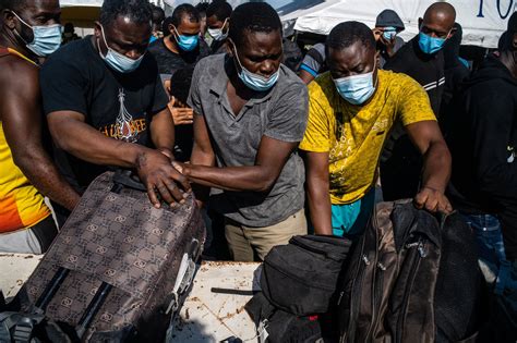 Thousands Of Haitian Migrants Are Being Let Into Us Official Says