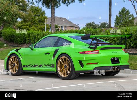 New Porsche Gt Rs Revealed With Hp Pistonheads Uk