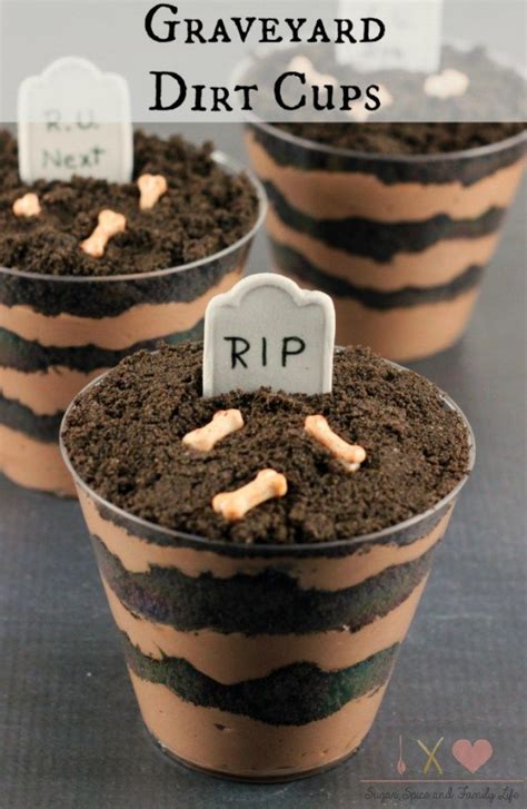 Graveyard Dirt Cups Comida De Halloween Ideas Spooky Halloween