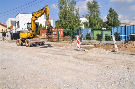 10 miesiąc prac przy przebudowie ulicy Stelmachów Zakończenie robót w