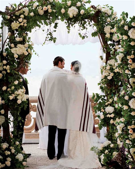 51 Beautiful Chuppahs from Jewish Weddings | Martha Stewart Weddings