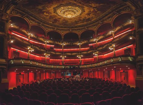 Couvre feu à Lyon théâtre cinéma spectacles pas d exception pour