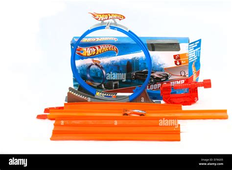 Hot Wheels Action Ultra Hots Downhill Loop Jump Track Set
