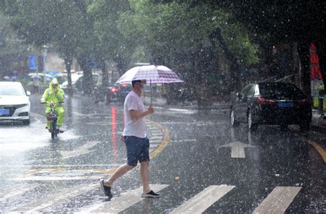 五一假期广州降温又下雨