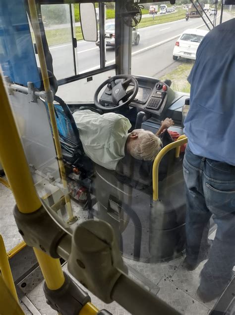 Motorista De ônibus é Agredido Por Homem Que Não Quis Pagar Passagem E