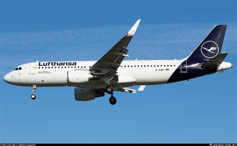 D AIWK Lufthansa Airbus A320 214 WL Photo By Stephen Duquemin ID