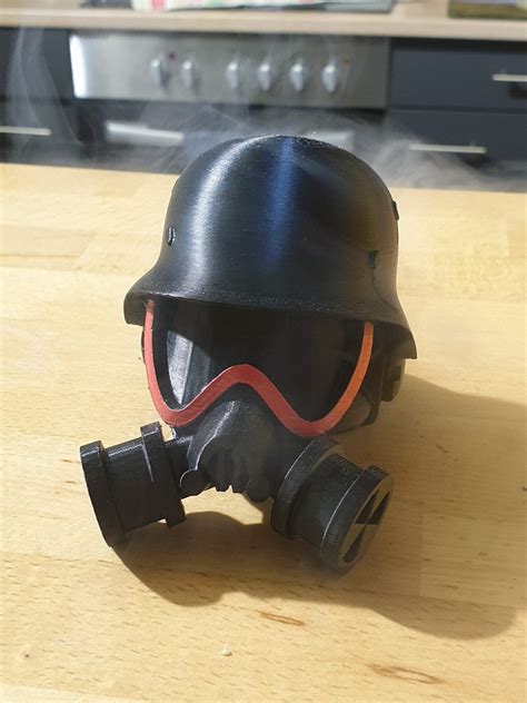 AHK Abdeckung STAHLHELM Mit GASMASKE 3D Gedruckt Etsy Schweiz