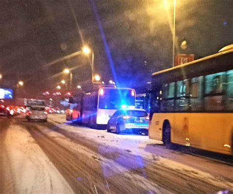 Trudne Warunki Do Jazdy Na Drogach W Regionie Policja Apeluje O