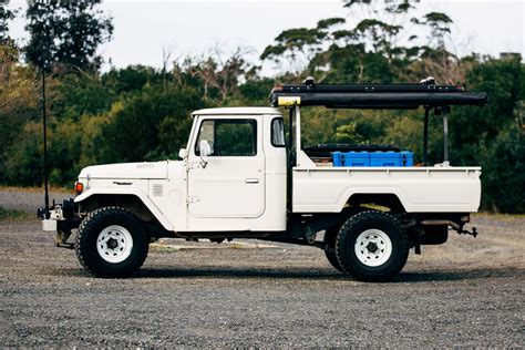 1983 Hj47 Toyota Landcruiser — Sunday Garage The Four Wheel Drive