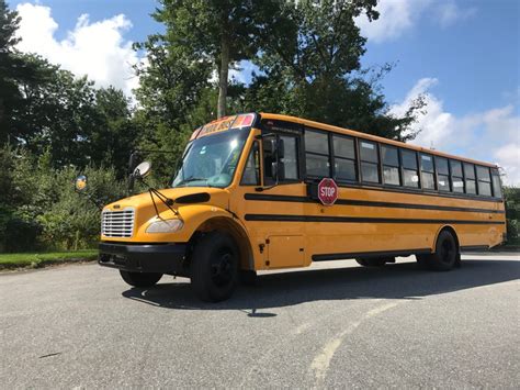 Nations Bus 2015 Freightliner 71 Passengers Diesel Bus C2 School Bus