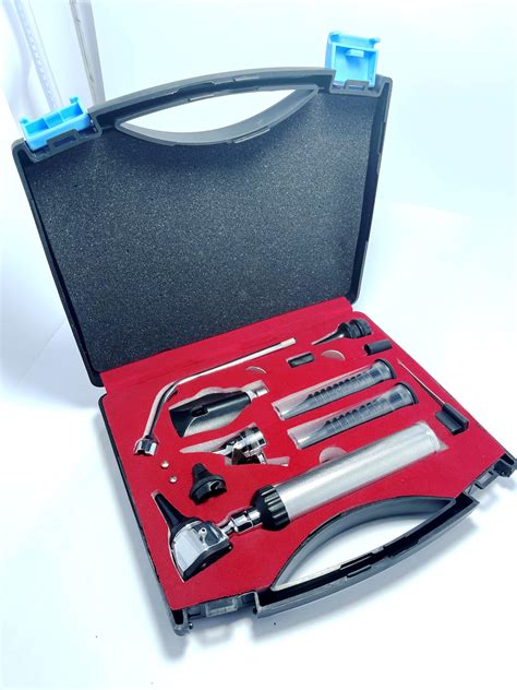 ENT Diagnostic Set GERATI Healthcare Otoscope Ophtlahmoscope