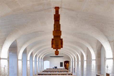 permanent commission  ecole du louvre unveiled  paris news