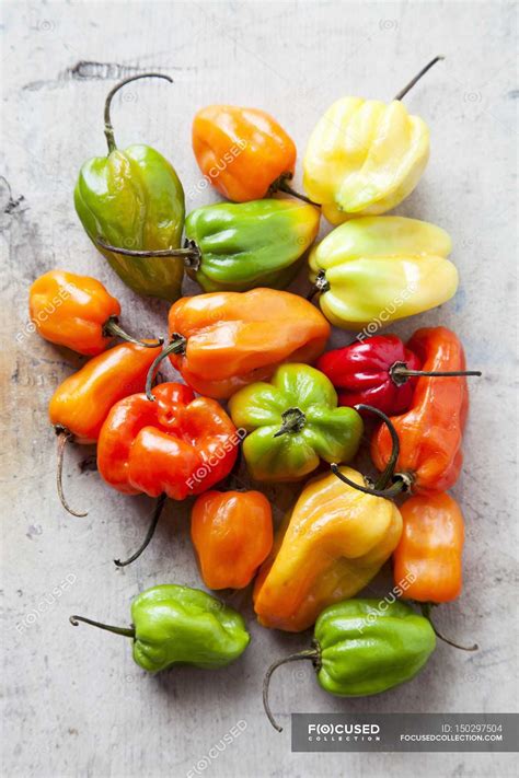 Fresh Habanero Peppers — Vegetarian Food Stock Photo 150297504