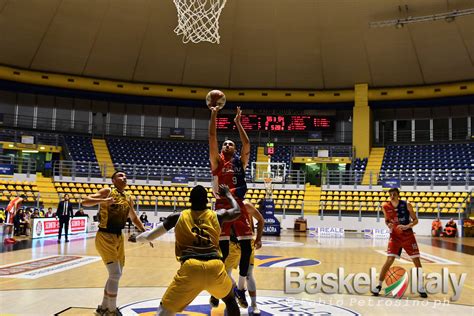 Reale Mutua Basket Torino Vs Edilnol Pallacanestro Biella Flickr