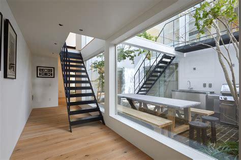 Gallery of House Connected by Courtyard / Naf Architect & Design - 3