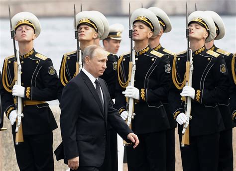 Russia Showcases Global Ambitions With Military Parades One In Syria The New York Times