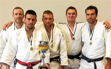 Judo Les Seniors Champions De Bretagne Par Quipe Le T L Gramme