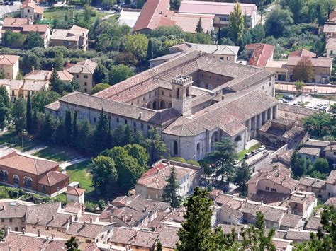 Campane Della Chiesa Di San Pietro In Gubbio PG Suonate Per Il