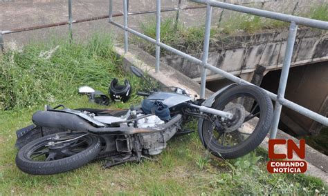 Motoboy Morre Ap S Bater Moto Em Barra De Prote O E Cair De Ponte Em