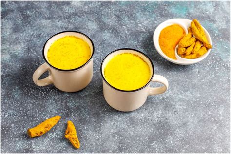 Are You Making Haldi Doodh The Correct Way Know The Right Method To