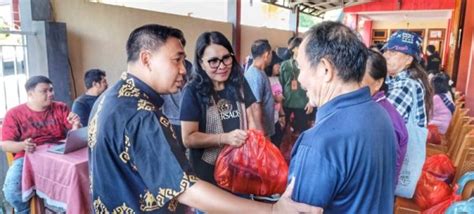 Pjs Walikota Clay Dondokambey Pantau Langsung Pelaksanaan Pasar Murah