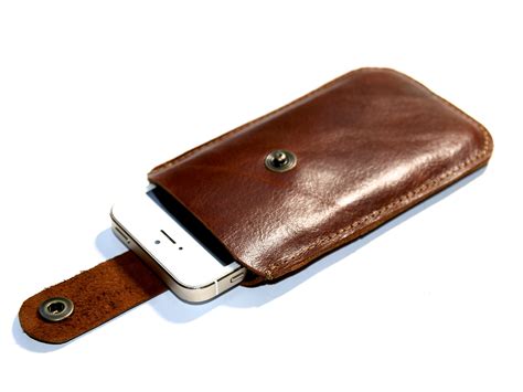 ELEGANTE SMARTPHONETASCHE HANDGEFERTIGT AUS ROBUSTEM LEDER