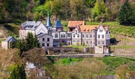 Schloss Burg Namedy Hochzeitslocations In Andernach