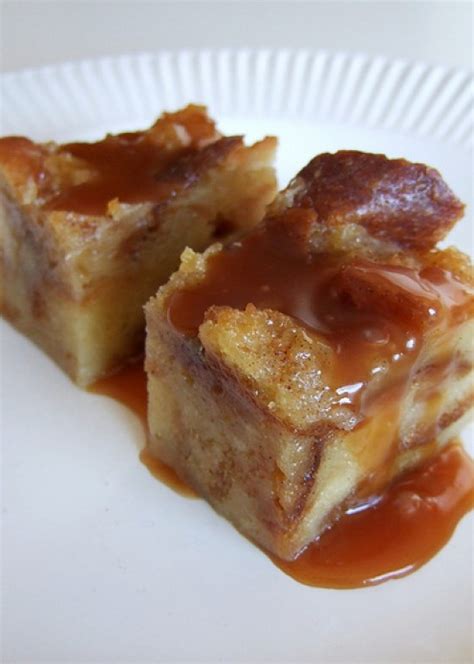 Easy Bread Pudding Recipe With Whiskey Sauce Delishably