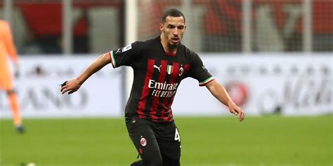 Milan Bennacer E Calabria Rientrano In Gruppo Le Ultime