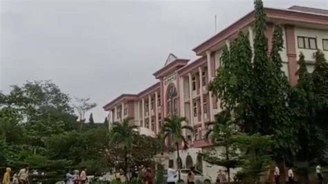 Viral Video Bentrok 2 Kelompok Mahasiswa Di UIN Alauddin Makassar