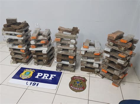 Motorista De Carreta Preso Quase Quilos De Maconha Pol Cia