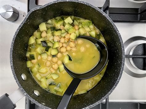 Zuppa Di Ceci E Zucchine Semplice E Cremosa