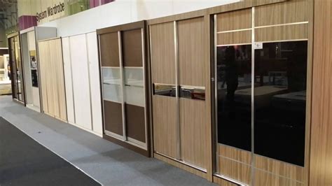 Customised Door Sliding Wardrobe Living Solution Pte Ltd