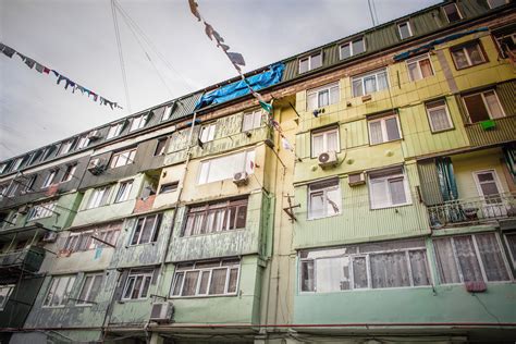 Colorful CommieBlocks - La Dent de L'Oeil - photography by H. Veilleux