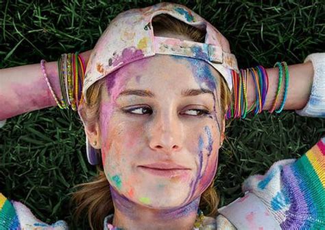 Novo filme de Brie Larson Loja de Unicórnios ganha trailer Assista