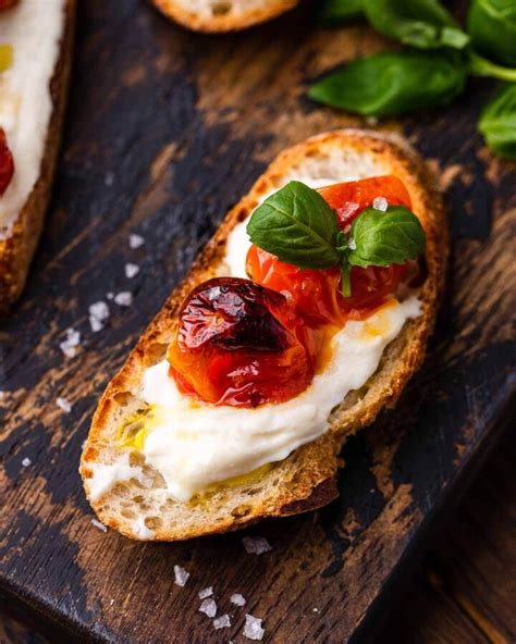 Ricotta Roasted Cherry Tomato Crostini Sip And Feast