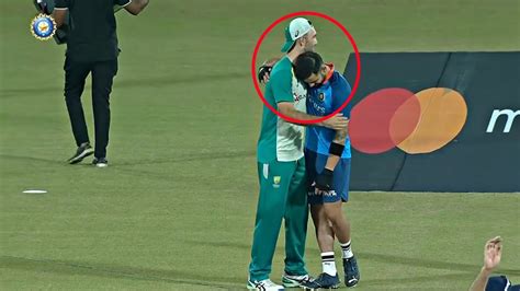 Virat Kohli Gets Emotional And Hugs Glen Maxwell Ahead Of 2nd T20 Ind