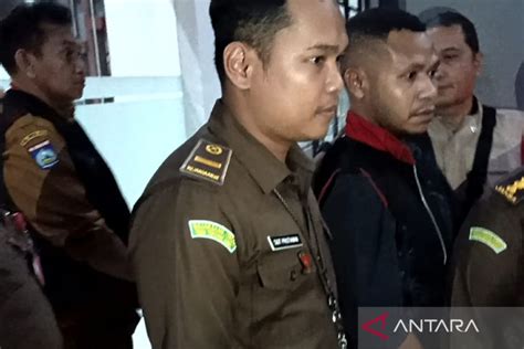 Kejati Ntb Tetapkan Dua Tersangka Kasus Korupsi Tambang Pasir Besi