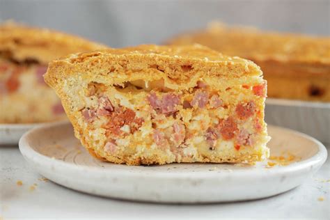 Pizzagaina Ct Restaurants Celebrate Easter With Italian Ham Pie