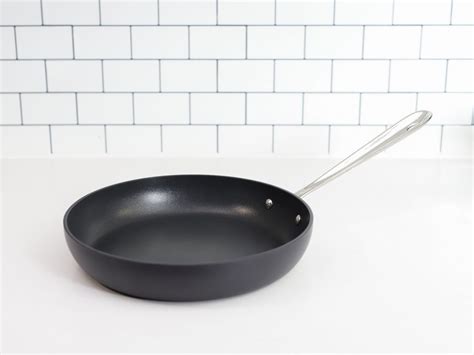 The 5 Best Nonstick Skillets of 2024, Tested & Reviewed