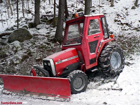 Massey Ferguson 1240 Tractor Photos Information