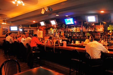 Murphys Tavern Drink Nyc The Best Happy Hours Drinks And Bars In