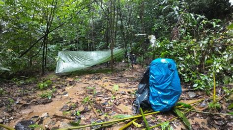 Misi Rintis Jalur Pendakian Lama Gunung Serundum Melalui Air Terjun